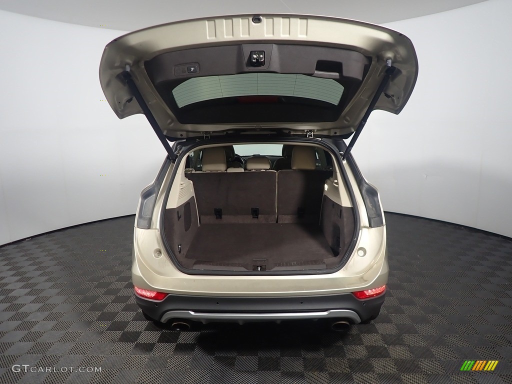 2017 MKC Premier AWD - White Gold / Cappuccino photo #15