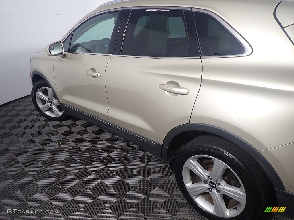 2017 MKC Premier AWD - White Gold / Cappuccino photo #20