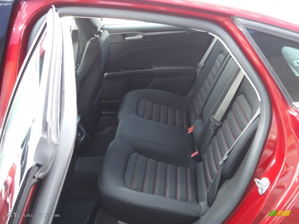 2016 Fusion SE AWD - Ruby Red Metallic / Charcoal Black photo #31