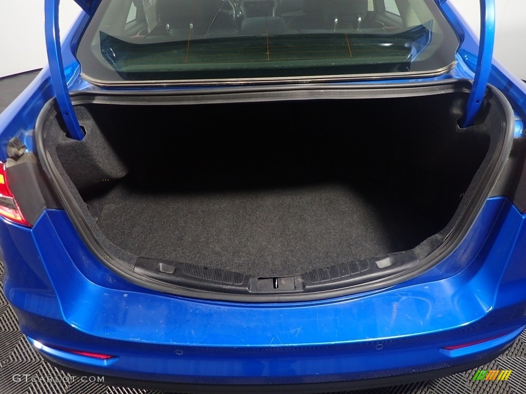 2020 Ford Fusion SE Trunk Photos