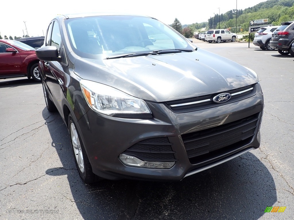 2015 Escape SE 4WD - Magnetic Metallic / Charcoal Black photo #10