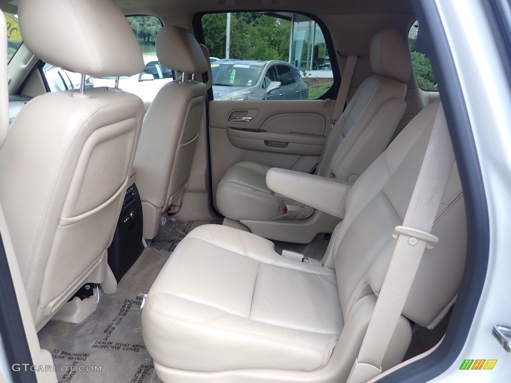 2011 Escalade AWD - White Diamond Tricoat / Cashmere/Cocoa photo #19