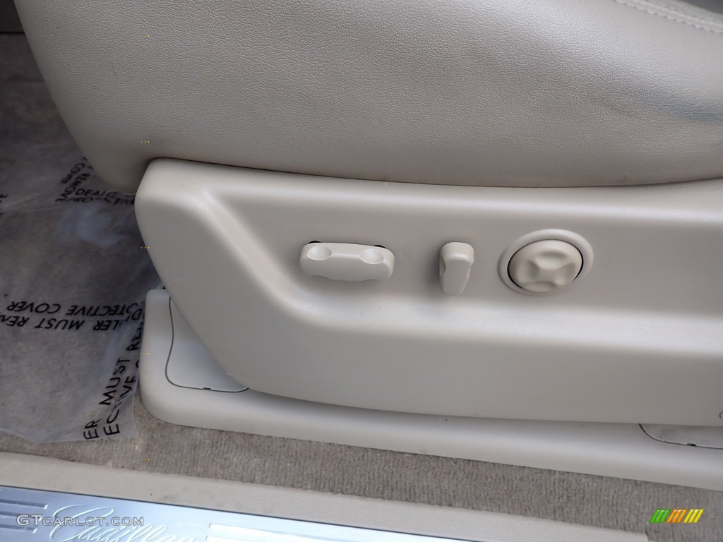 2011 Escalade AWD - White Diamond Tricoat / Cashmere/Cocoa photo #22