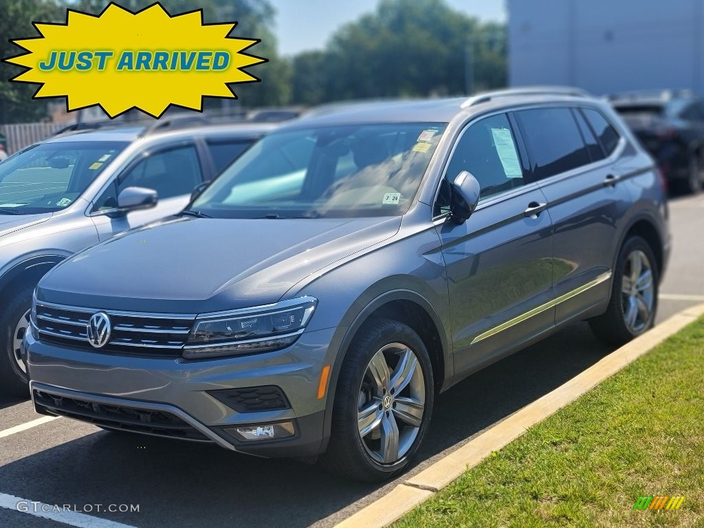 2019 Tiguan SEL Premium 4MOTION - Platinum Gray Metallic / Titan Black photo #1