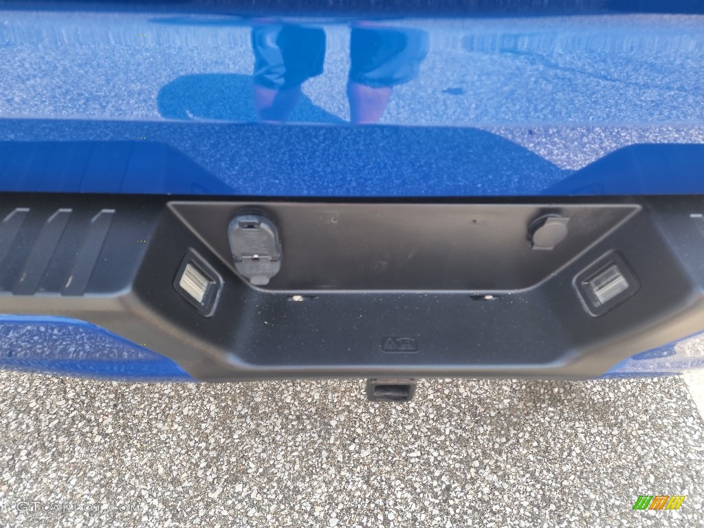 2017 F150 XL Regular Cab - Lightning Blue / Earth Gray photo #9