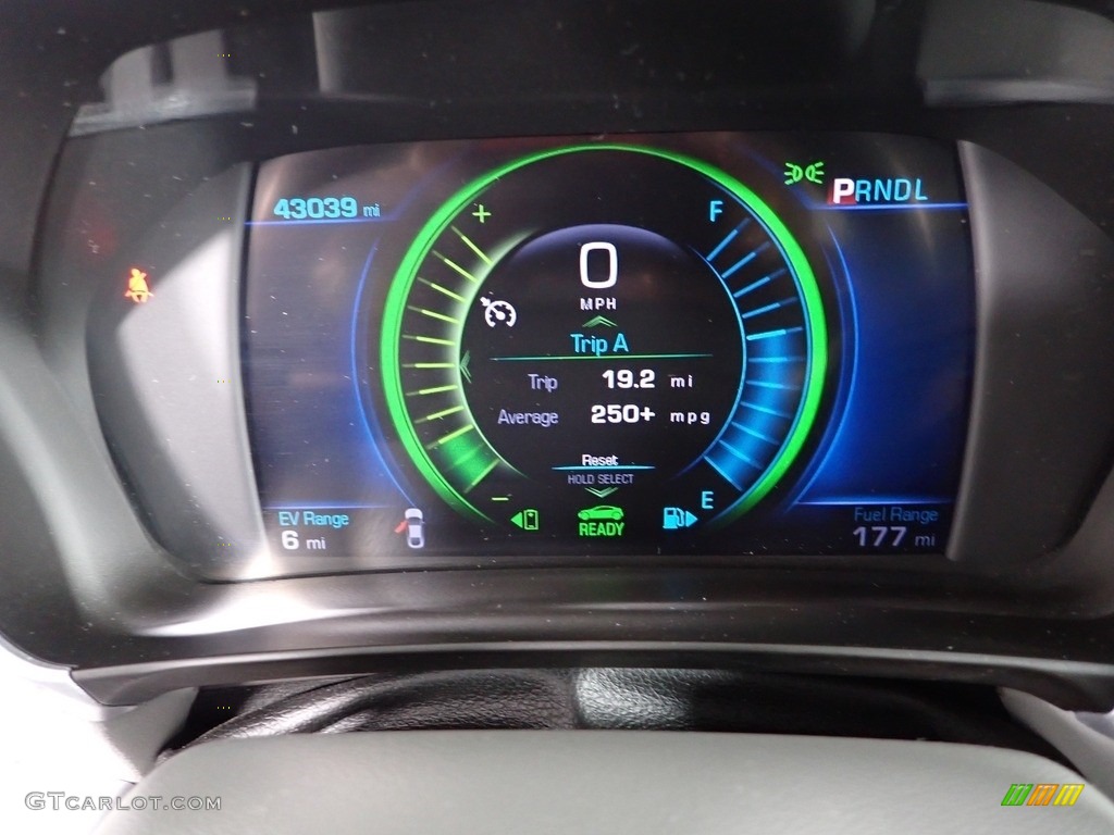 2017 Volt LT - Heather Gray Metallic / Light Ash/Dark Ash photo #18