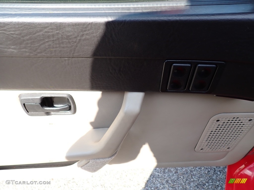 1988 Porsche 924 S Door Panel Photos