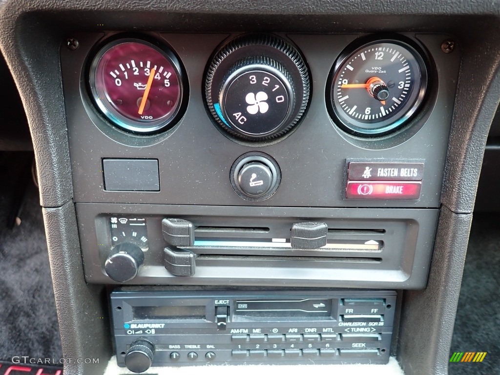 1988 Porsche 924 S Controls Photo #144581039