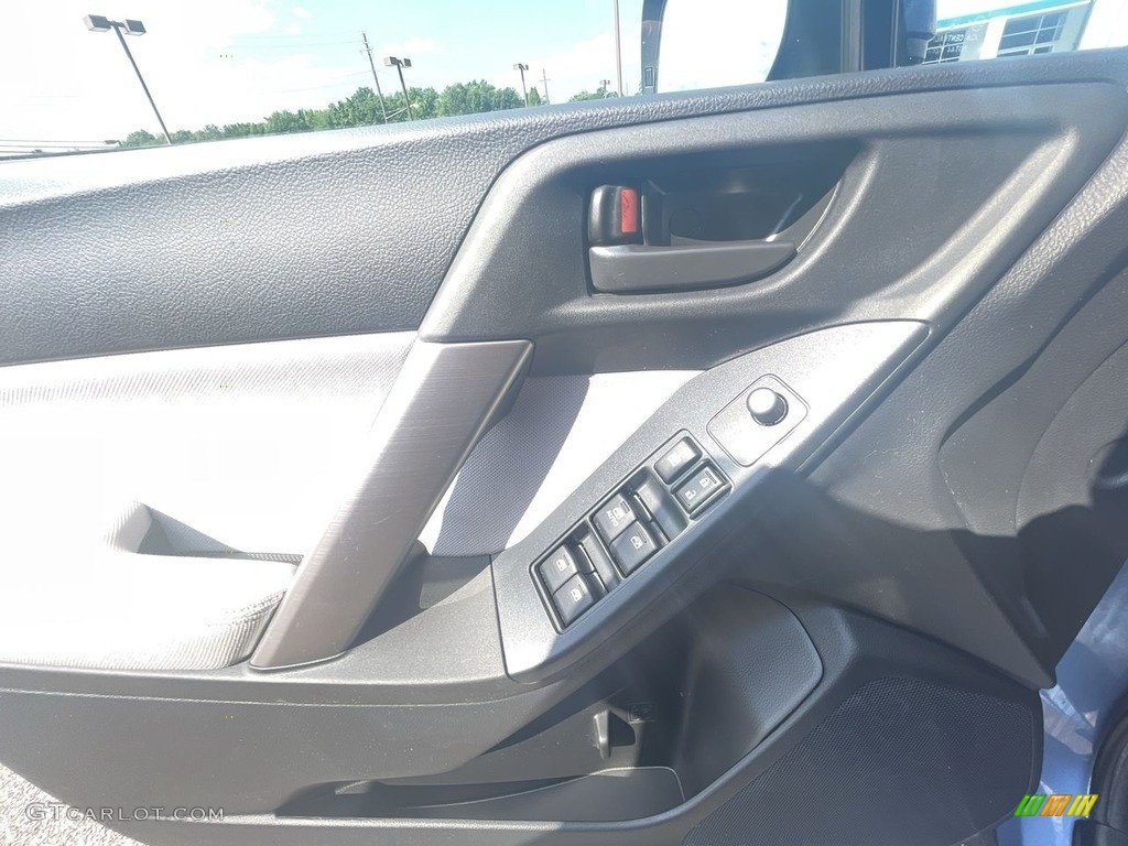 2015 Forester 2.5i Premium - Quartz Blue Pearl / Gray photo #8