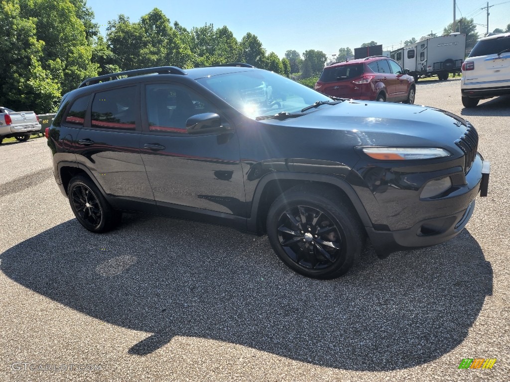 2014 Cherokee Latitude 4x4 - Brilliant Black Crystal Pearl / Iceland - Black/Iceland Gray photo #29