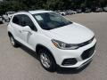 Summit White - Trax LT AWD Photo No. 4