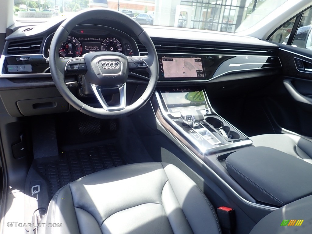Black Interior 2020 Audi Q7 55 Premium quattro Photo #144585757