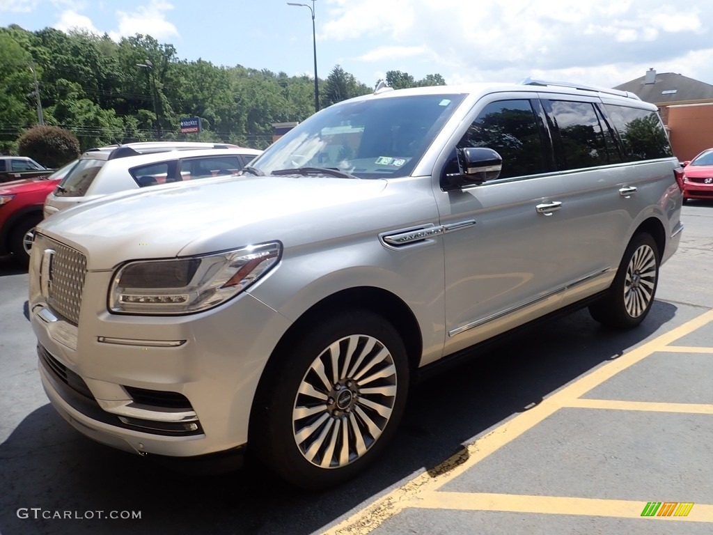 2018 Navigator Reserve 4x4 - Ingot Silver Metallic / Ebony photo #1