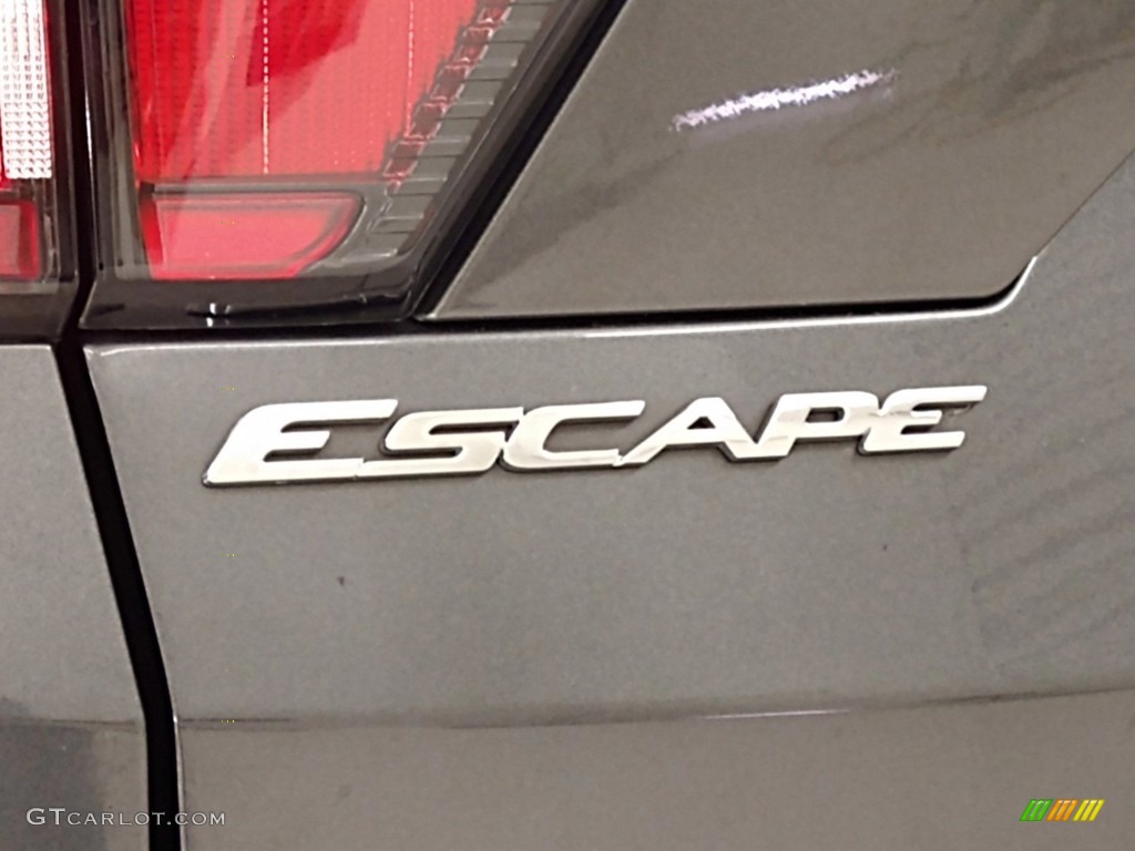 2018 Escape Titanium - Shadow Black / Charcoal Black photo #11