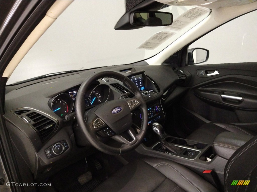 2018 Escape Titanium - Shadow Black / Charcoal Black photo #16