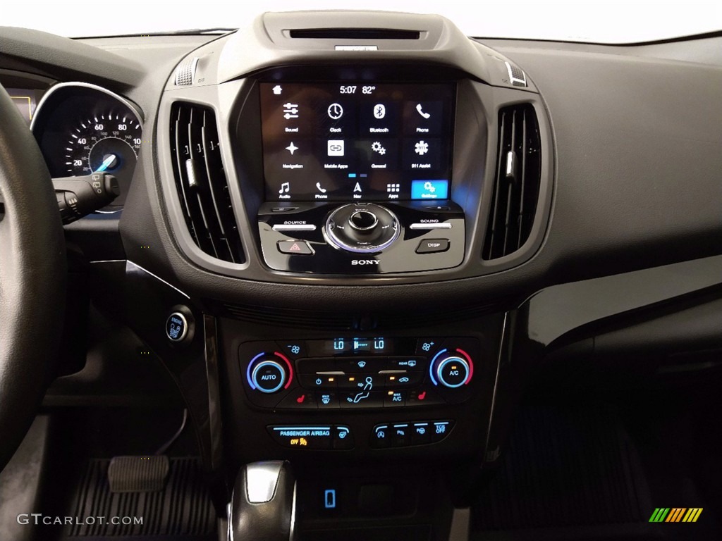2018 Escape Titanium - Shadow Black / Charcoal Black photo #23