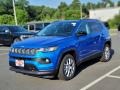 Laser Blue Pearl - Compass Latitude 4x4 Photo No. 1