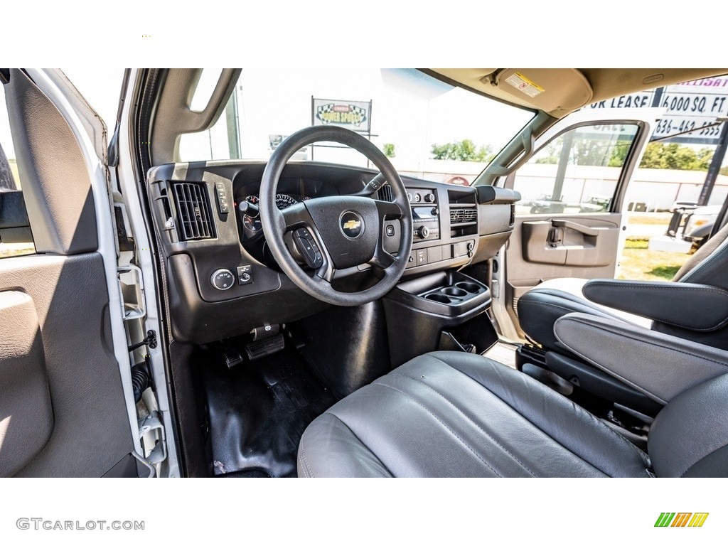 Medium Pewter Interior 2016 Chevrolet Express 2500 Cargo WT Photo #144591112