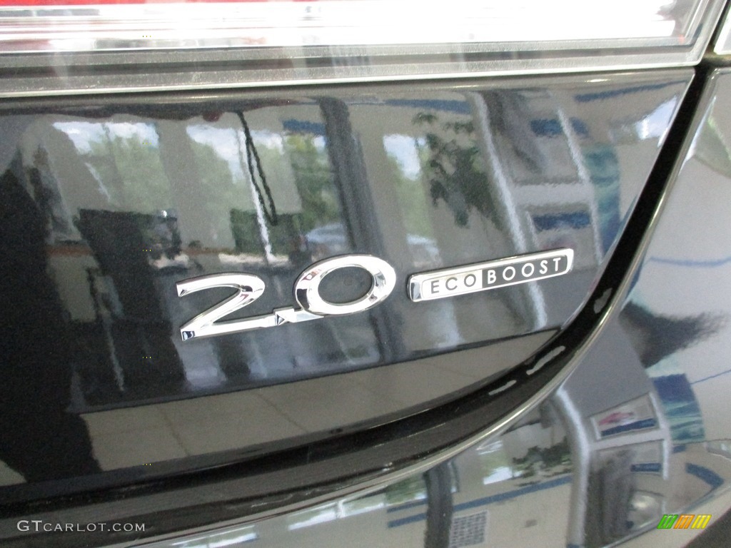 2015 Lincoln MKZ FWD Marks and Logos Photos