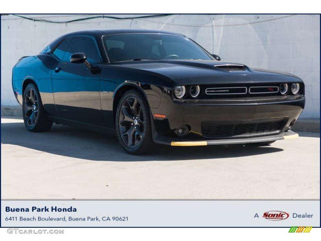 2019 Challenger R/T - Pitch Black / Black photo #1