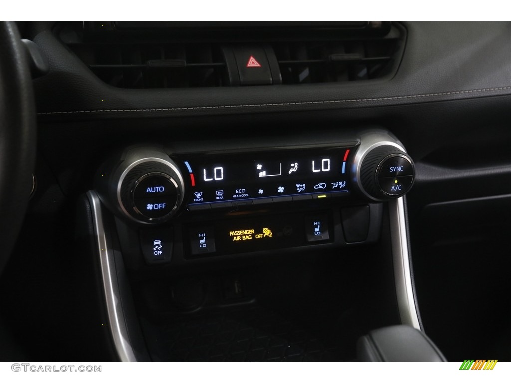2019 RAV4 XLE - Blue Flame / Black photo #12