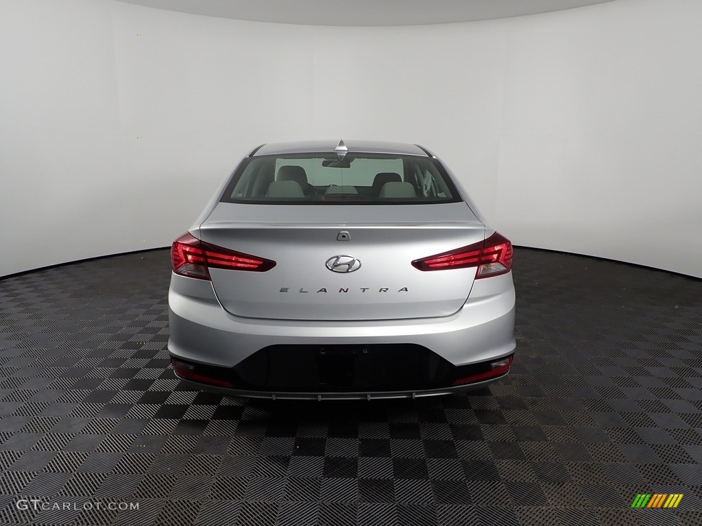 2019 Elantra SEL - Symphony Silver / Gray photo #7