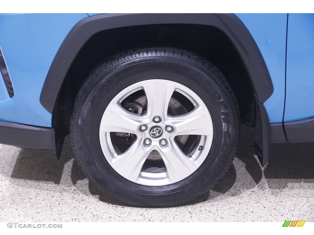2019 RAV4 XLE - Blue Flame / Black photo #20