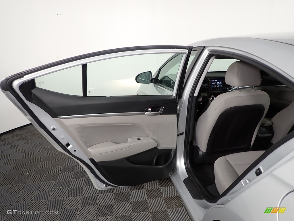 2019 Elantra SEL - Symphony Silver / Gray photo #22