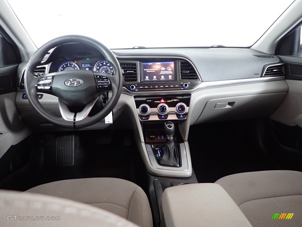 2019 Elantra SEL - Symphony Silver / Gray photo #24