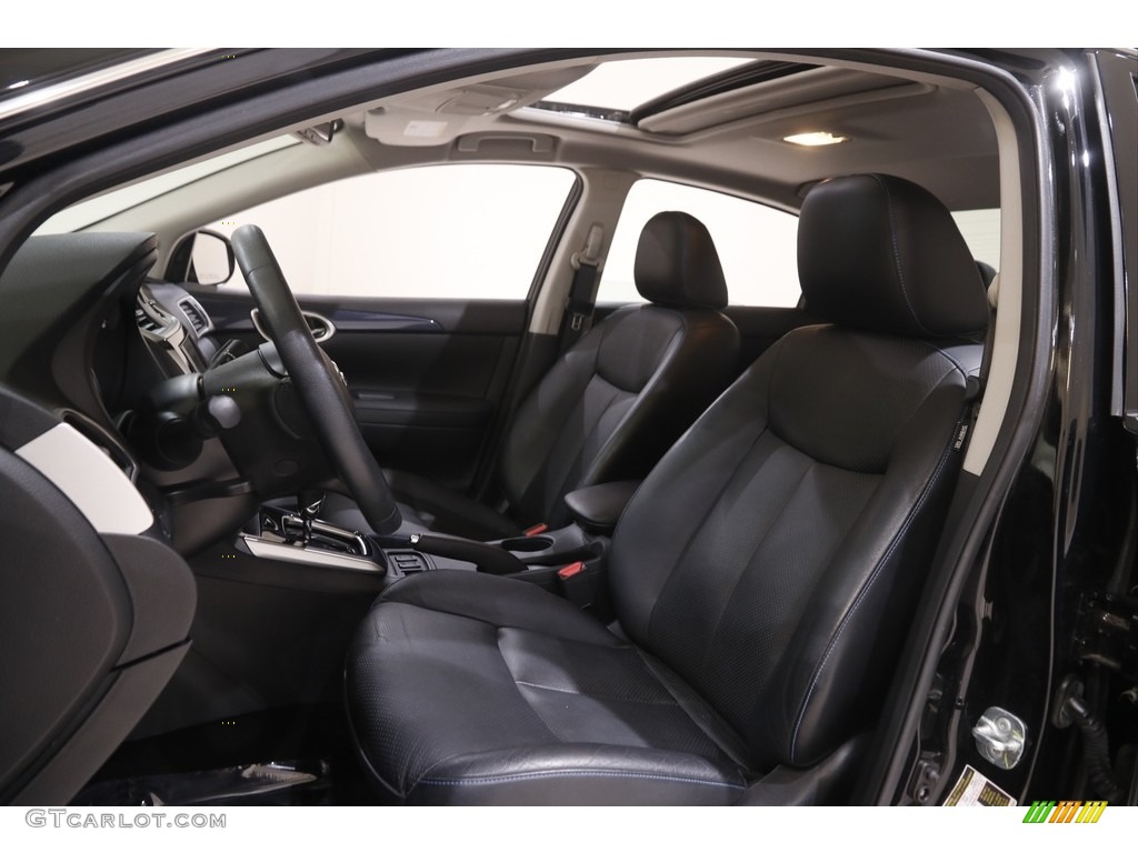 Charcoal Interior 2019 Nissan Sentra SR Turbo Photo #144595936