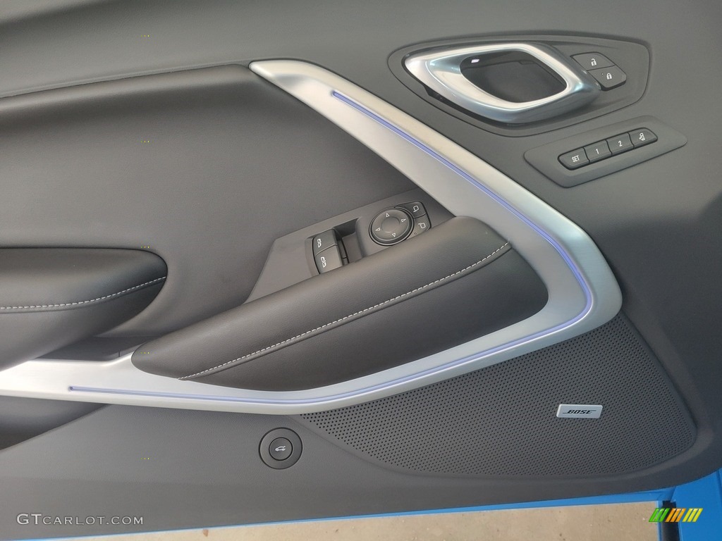 2022 Chevrolet Camaro SS Coupe Jet Black Door Panel Photo #144597248