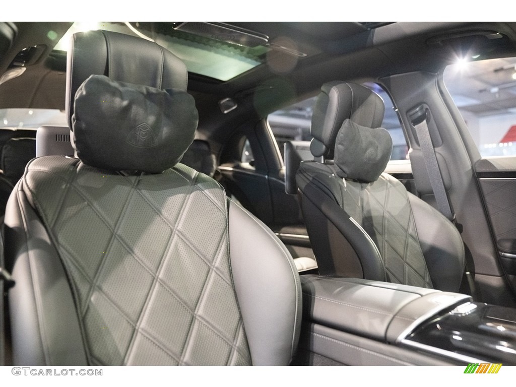 2021 Mercedes-Benz S Maybach S 580 4Matic Sedan Front Seat Photos