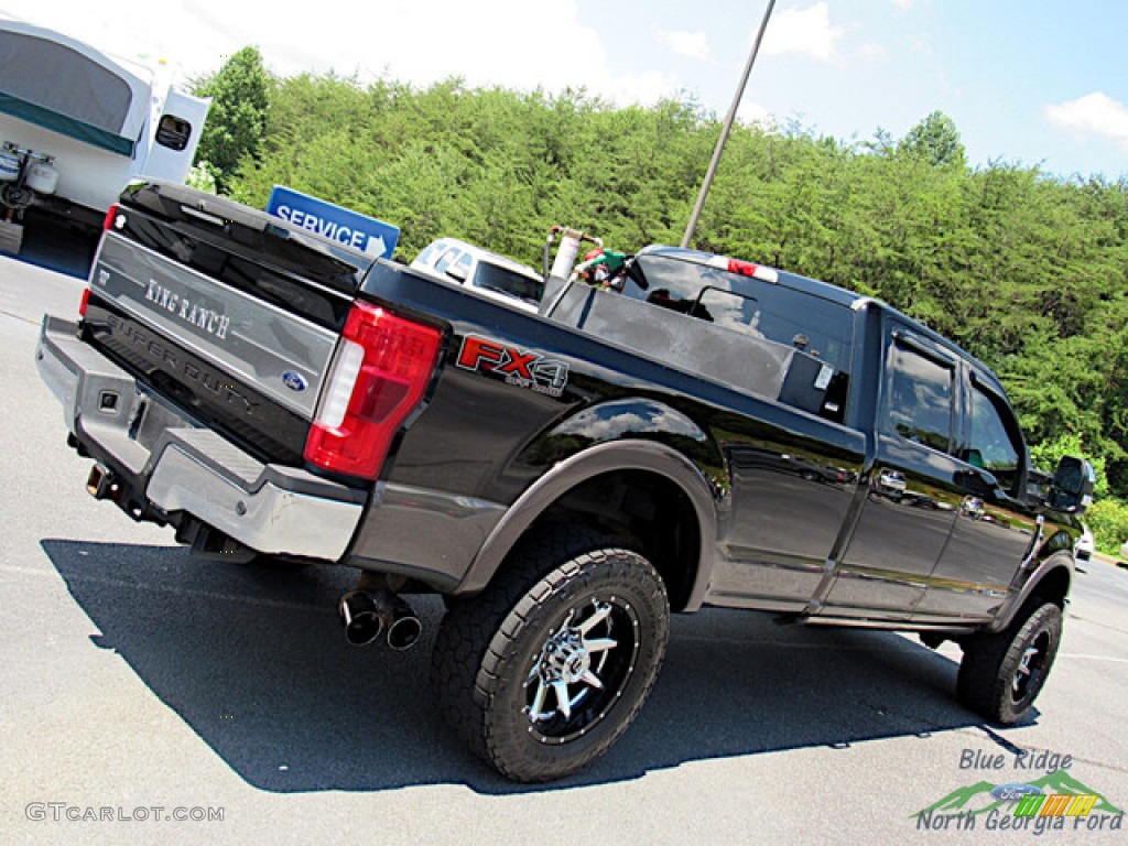 2017 F350 Super Duty King Ranch Crew Cab 4x4 - Shadow Black / King Ranch Mesa Antique Java photo #33
