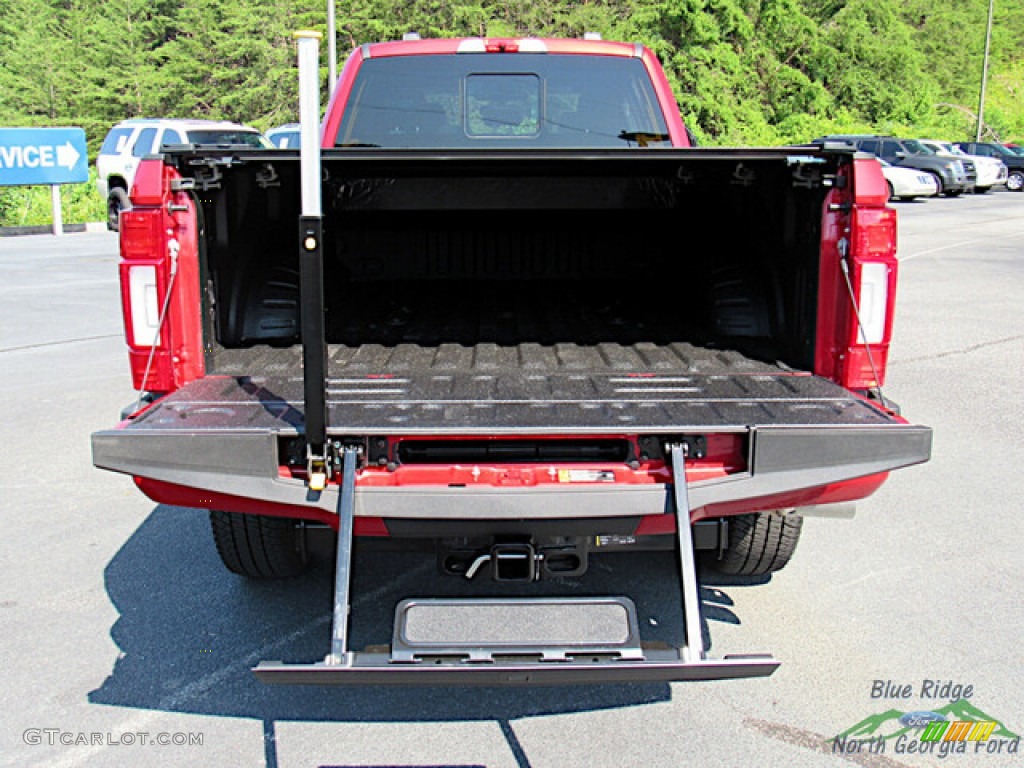 2022 F350 Super Duty Lariat Crew Cab 4x4 - Rapid Red / Black Onyx photo #14
