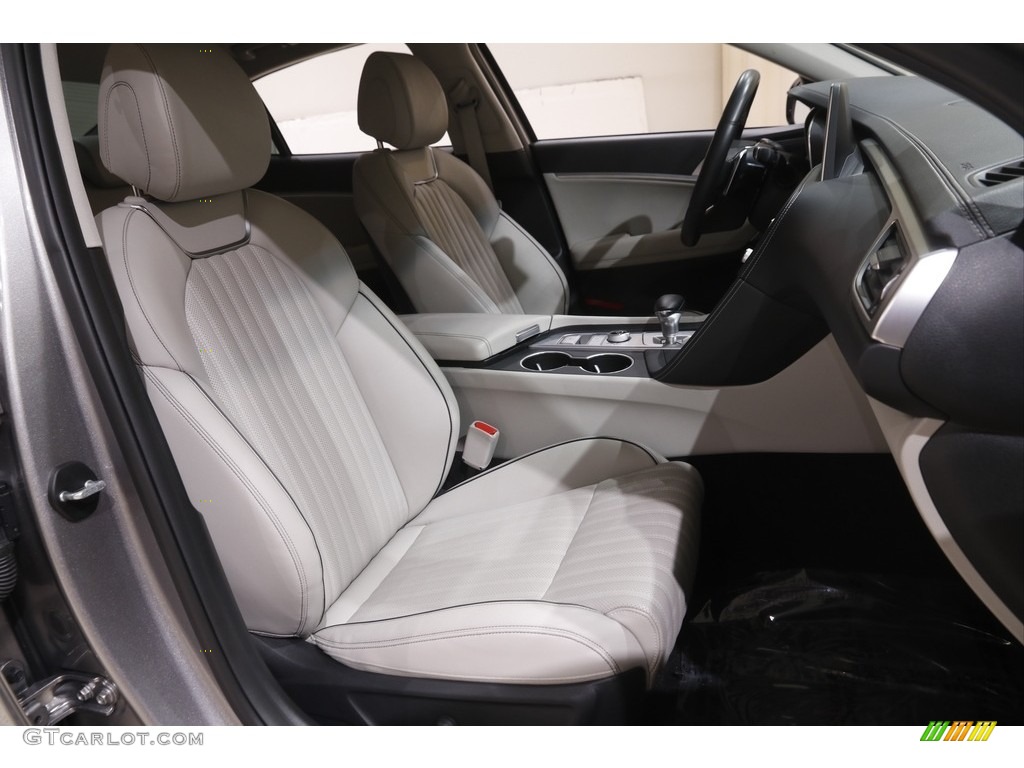 2021 Genesis G70 2.0T AWD Front Seat Photos