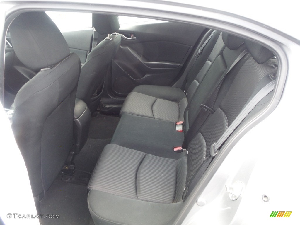 2016 Mazda MAZDA3 i Touring 5 Door Rear Seat Photos