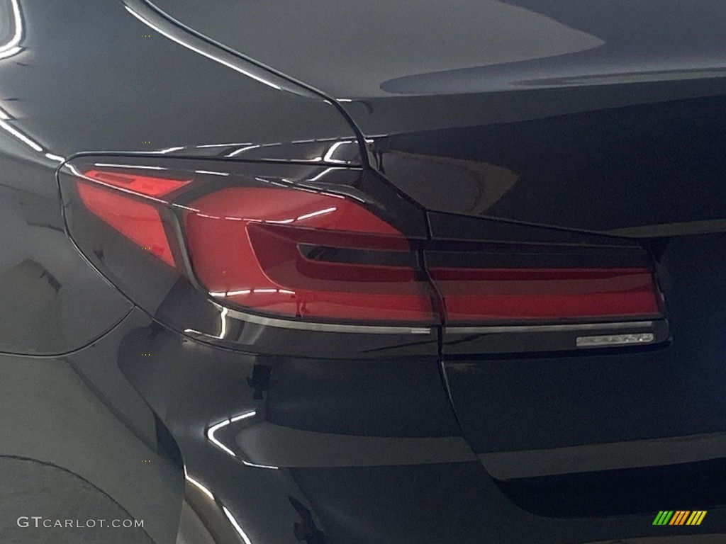 2022 5 Series 530i Sedan - Jet Black / Black photo #6