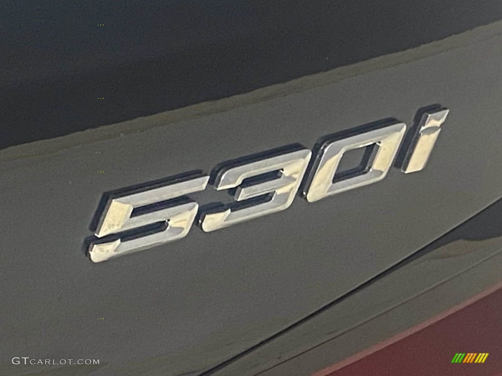 2022 5 Series 530i Sedan - Jet Black / Black photo #8