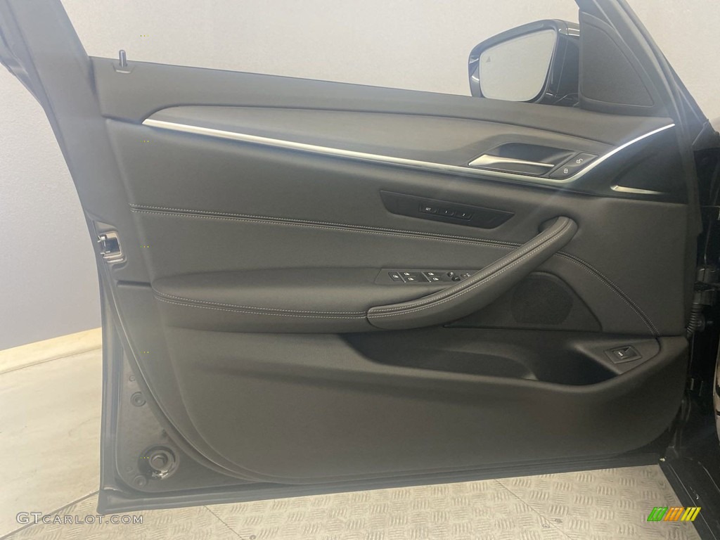 2022 5 Series 530i Sedan - Jet Black / Black photo #10