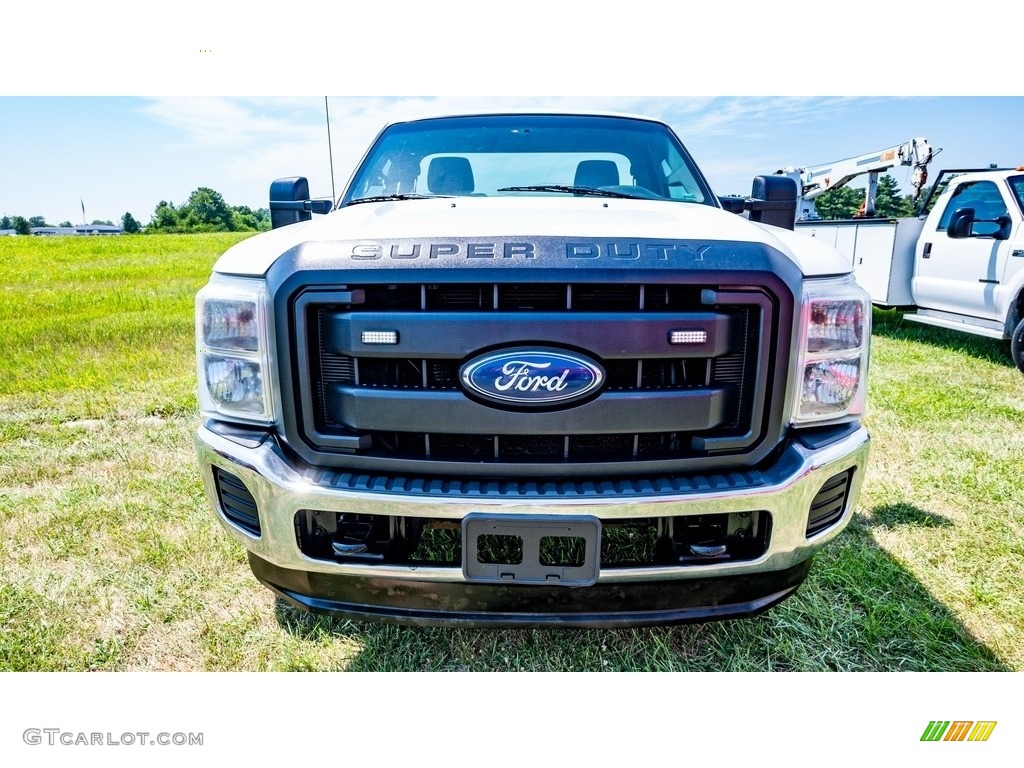 2012 F350 Super Duty XL Regular Cab 4x4 - Oxford White / Steel photo #9