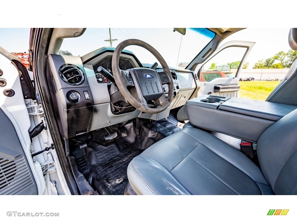2012 F350 Super Duty XL Regular Cab 4x4 - Oxford White / Steel photo #19