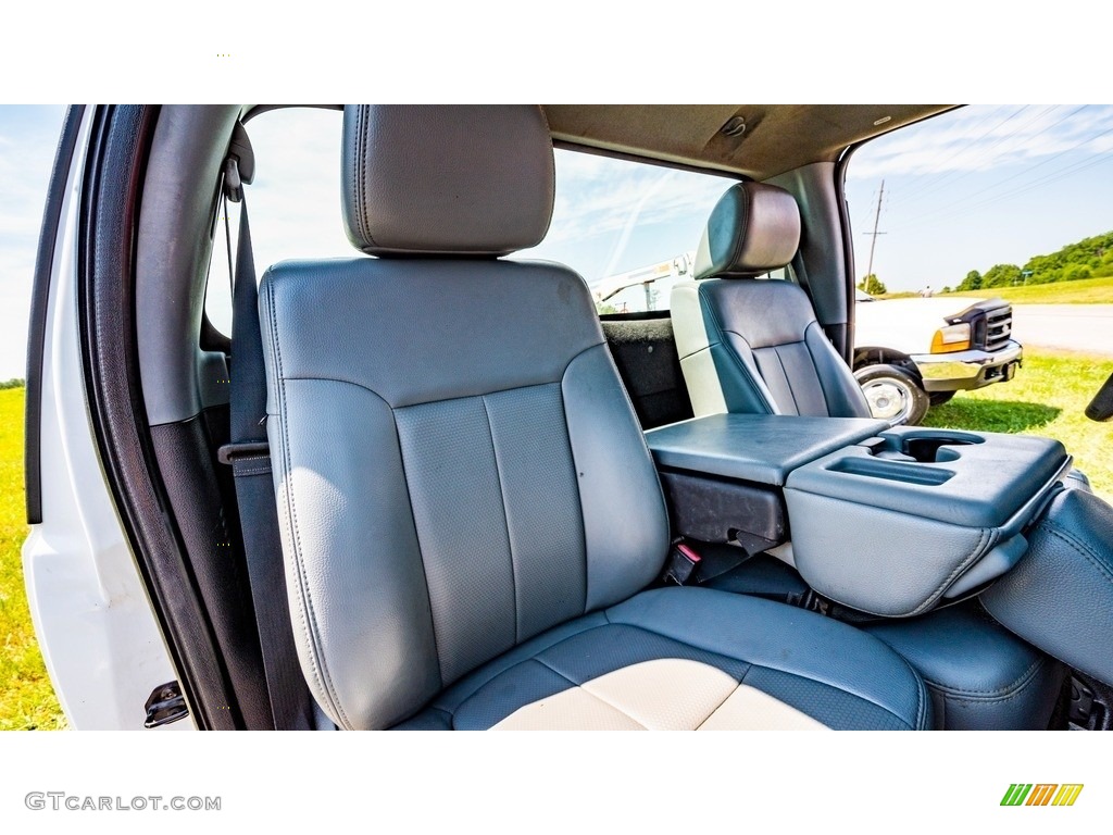 2012 F350 Super Duty XL Regular Cab 4x4 - Oxford White / Steel photo #23
