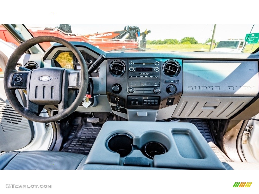 2012 F350 Super Duty XL Regular Cab 4x4 - Oxford White / Steel photo #24