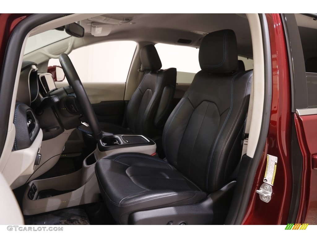 2021 Pacifica Touring L - Velvet Red Pearl / Black photo #5