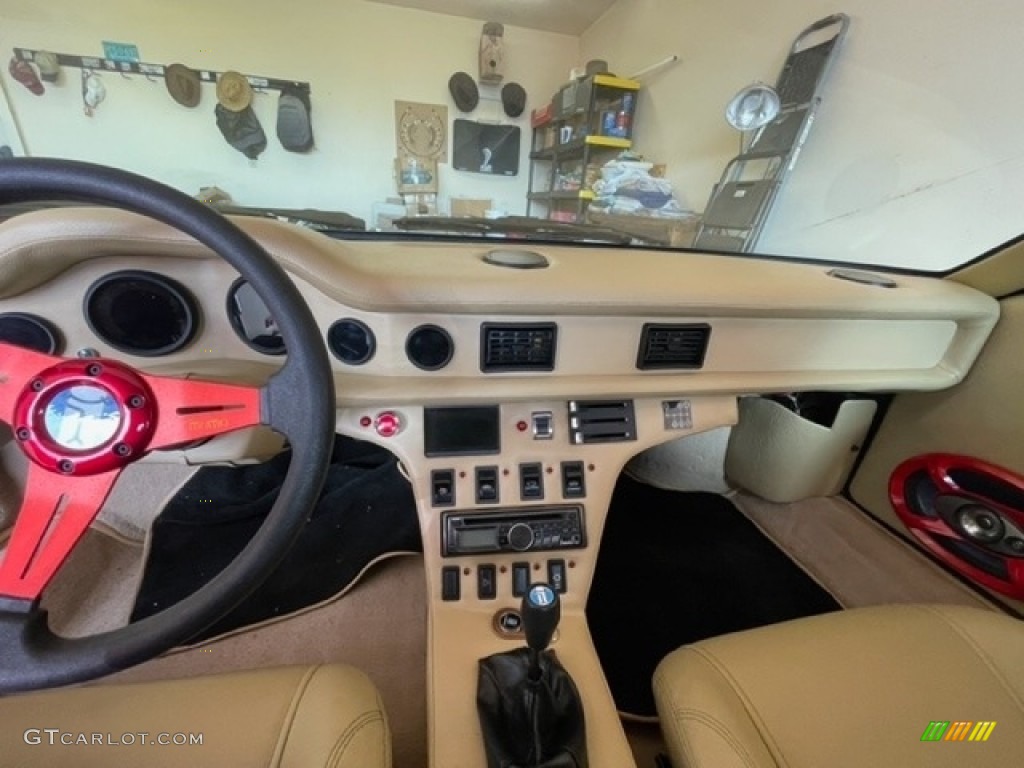 1972 De Tomaso Pantera Standard Pantera Model Beige Dashboard Photo #144610386