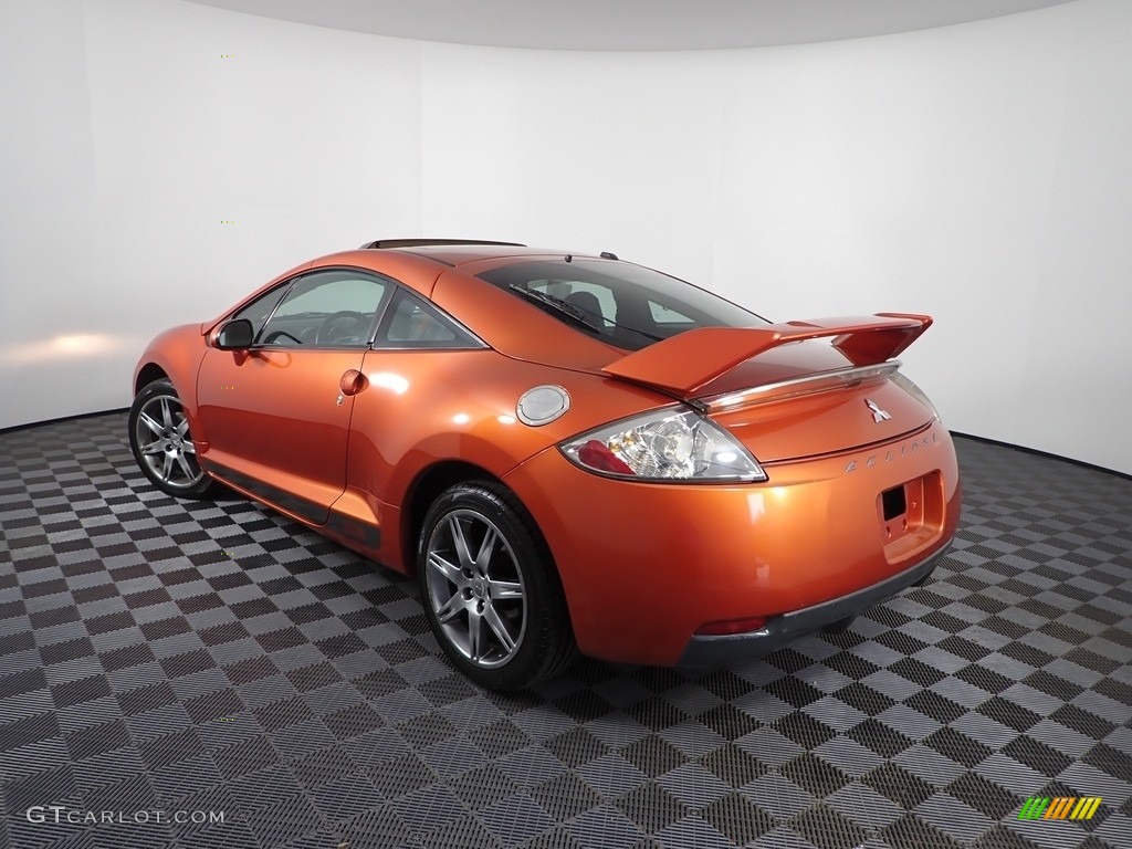 2008 Eclipse SE Coupe - Sunset Orange Pearlescent / Dark Charcoal photo #4