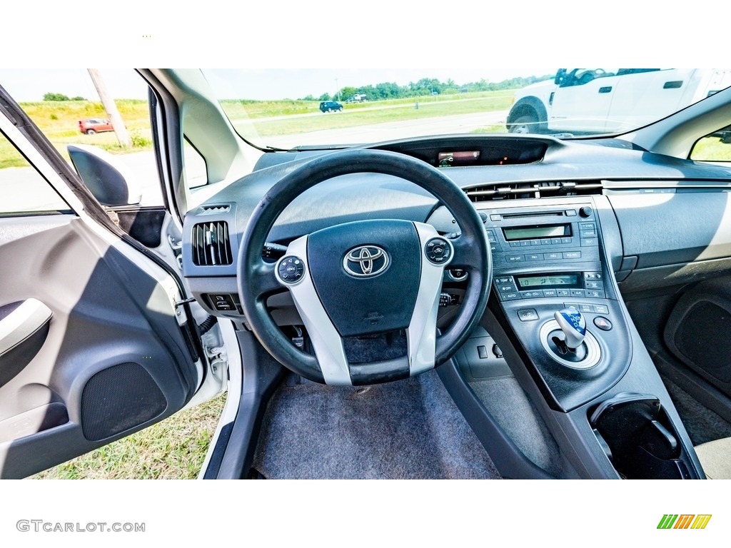 2010 Prius Hybrid II - Blizzard White Pearl / Dark Gray photo #21