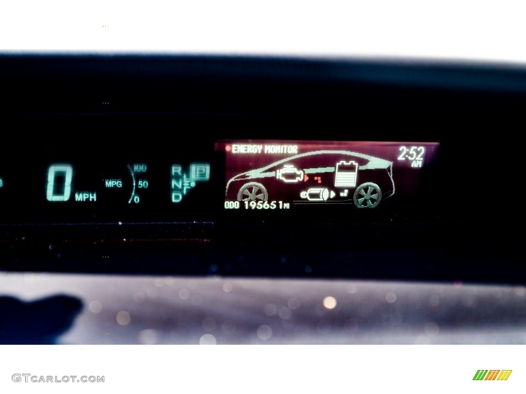 2010 Prius Hybrid II - Blizzard White Pearl / Dark Gray photo #22