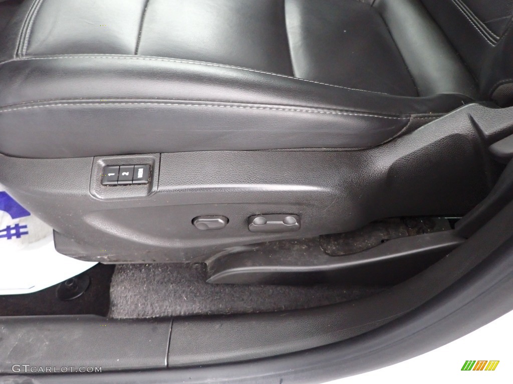 2017 Buick Encore Essence Front Seat Photo #144616289