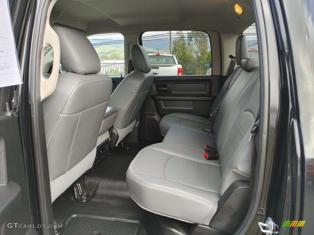 2019 1500 Classic Tradesman Crew Cab - Brilliant Black Crystal Pearl / Black/Diesel Gray photo #8